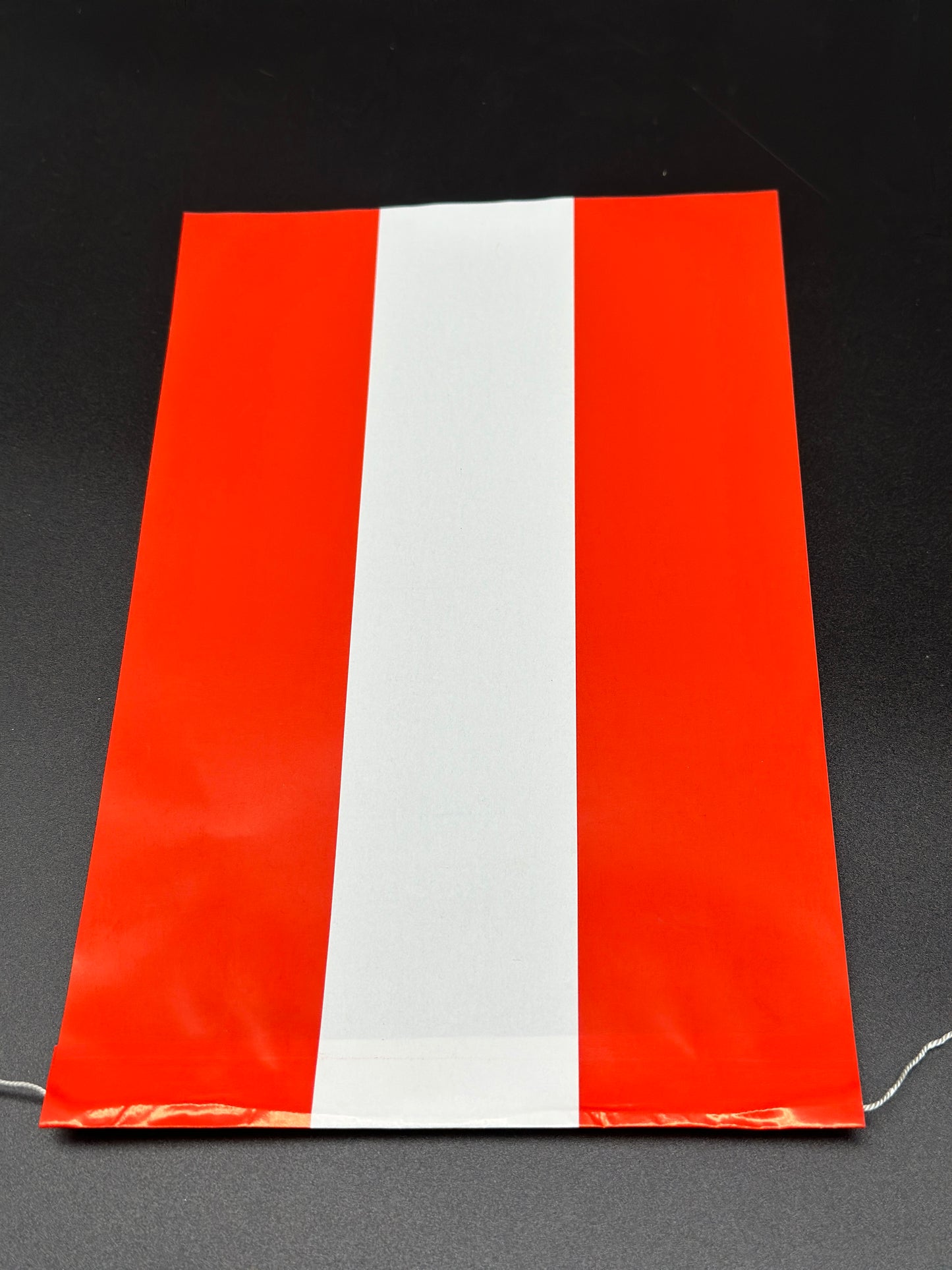 Fahnenketten aus Papier á 4 m, schwer entflammbar (Länder)