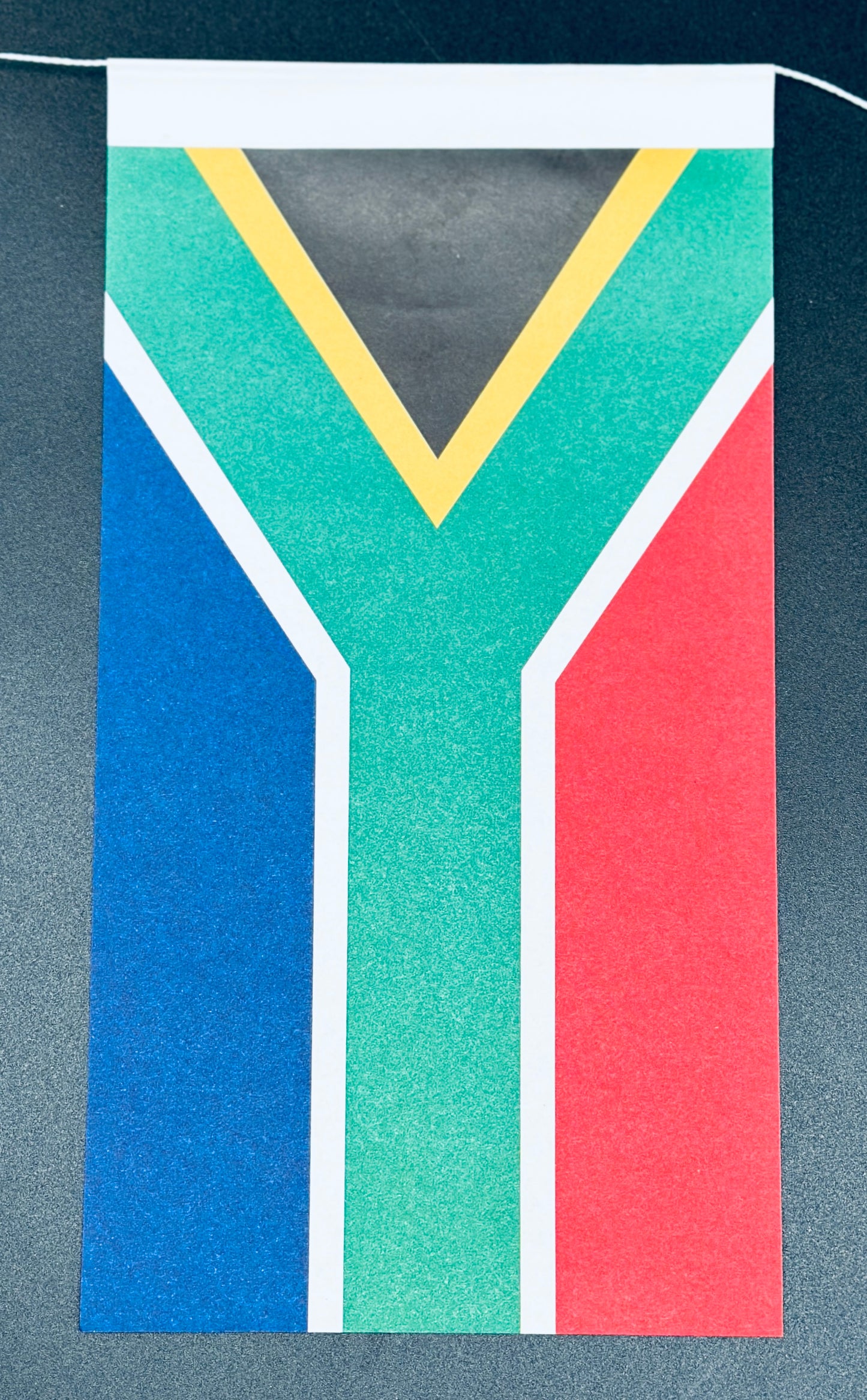 Fahnenketten aus Papier á 10 m, schwer entflammbar (Länder)