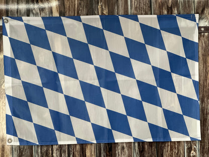 Fahne mit Messingöse