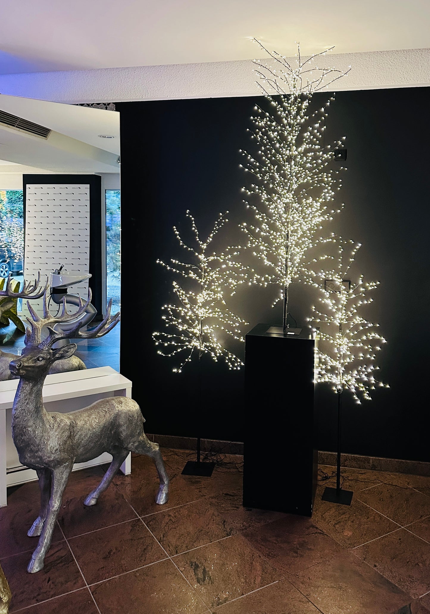 Micro LED Baum (halber Stamm beleuchtet)