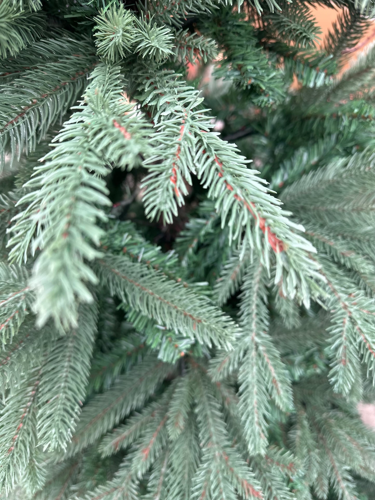 künstl. Tannenbaum als Maibaumspitze