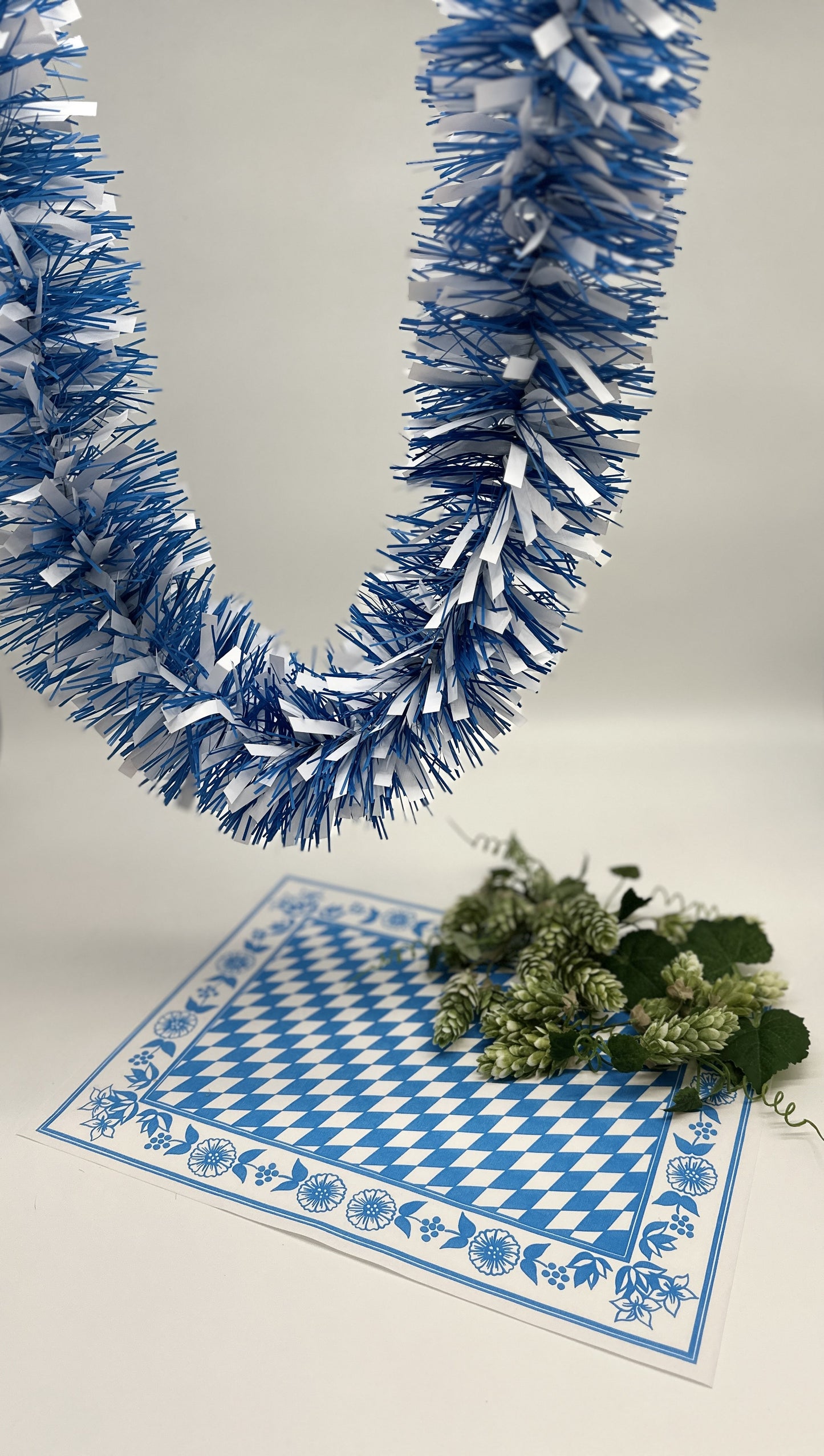 PVC Mix-Girlande á 10 Meter, weiß-blau; Mindestabnahme 10 Stk