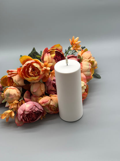 LED-Stumpenkerze für den Außenbereich (8,4 x 20 cm)