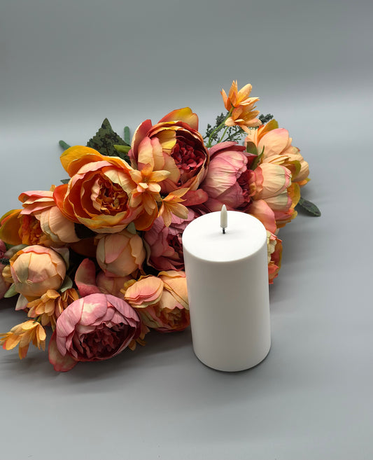 LED-Stumpenkerze für den Außenbereich (8,4 x 15 cm)